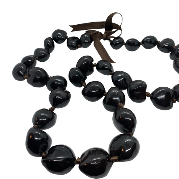 Vintage Hawaii Kukui Nut Lei Necklace - Picture 5 of 5